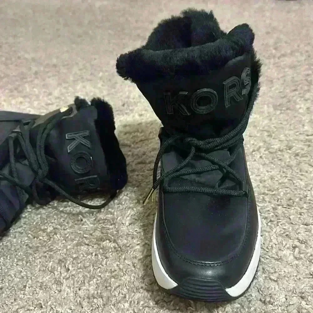 Michael Kors